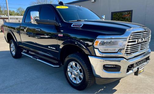 2022 RAM 2500 Laramie Crew Cab 4x4 6'4' Box