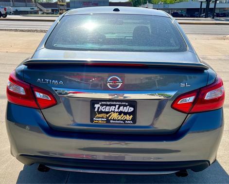 Gun Metallic 2017 Nissan Altima 2.5 SL