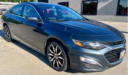 Shadow Gray Metallic 2020 Chevrolet Malibu FWD RS