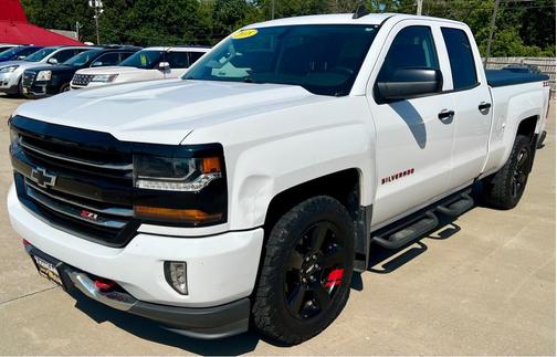 Summit White 2018 Chevrolet Silverado 1500 2LT
