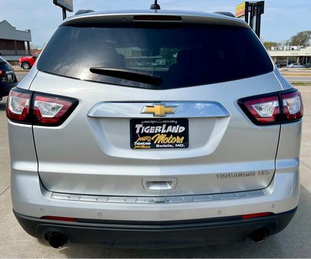 Silver Ice Metallic 2016 Chevrolet Traverse LTZ