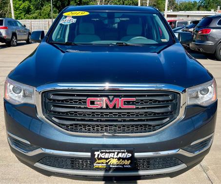 GRAY 2019 GMC Acadia SLE-1
