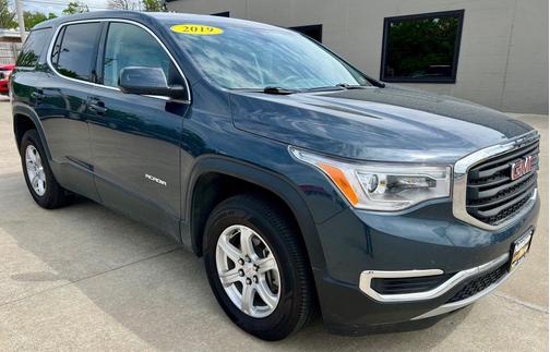GRAY 2019 GMC Acadia SLE-1
