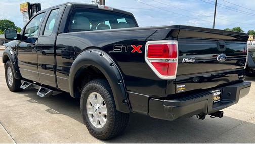 Tuxedo Black Metallic 2013 Ford F-150 XL