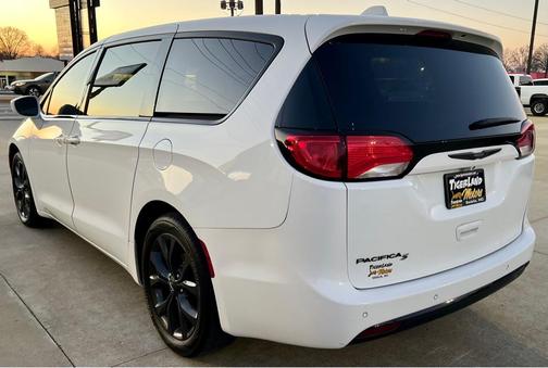 2019 Chrysler Pacifica Touring Plus