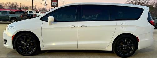 2019 Chrysler Pacifica Touring Plus