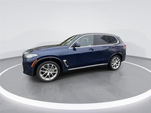Tanzanite Blue II Metallic 2024 BMW X5 xDrive40i