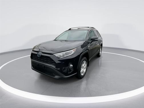 2020 Toyota RAV4 Hybrid XLE