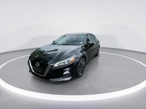 2020 Nissan Altima SR FWD