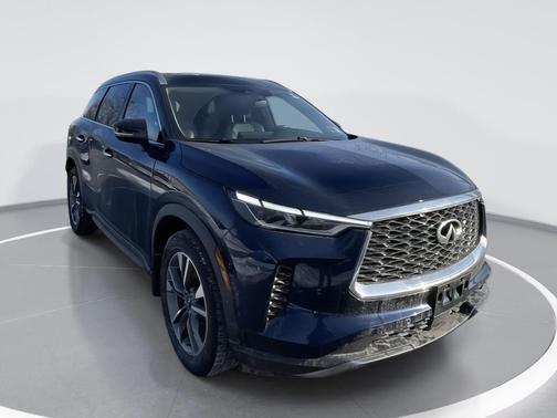 2022 INFINITI QX60 Luxe