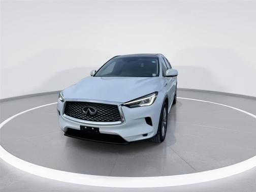 2023 INFINITI QX50 LUXE AWD