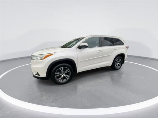 Blizzard Pearl 2016 Toyota Highlander XLE