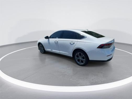 Platinum White Pearl 2023 Honda Accord EX