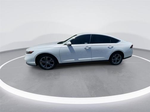 Platinum White Pearl 2023 Honda Accord EX