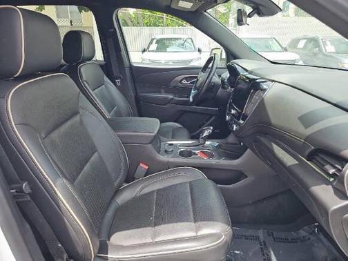 2022 Chevrolet Traverse Premier