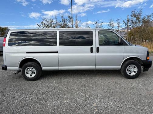 2017 Chevrolet Express 3500 LS