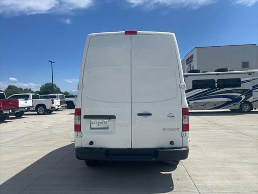 2021 Nissan NV Cargo NV2500 HD S V6