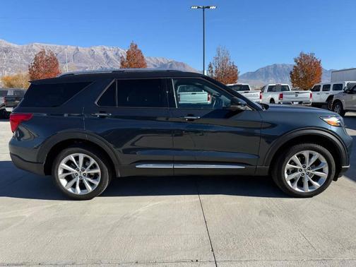 2024 Ford Explorer Platinum