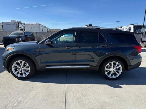2024 Ford Explorer Platinum
