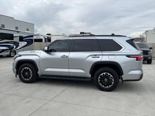 2024 Toyota Sequoia SR5