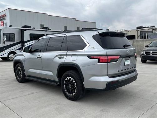 2024 Toyota Sequoia SR5