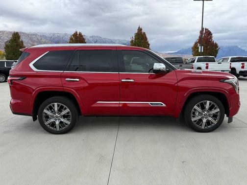 2023 Toyota Sequoia Capstone