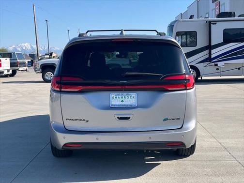 2021 Chrysler Pacifica Hybrid Limited