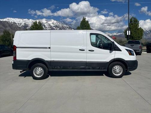 2022 Ford Transit-150 Base
