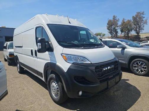 2025 RAM ProMaster 2500 Tradesman