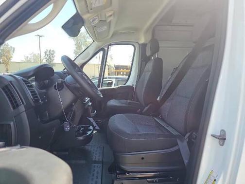 2025 RAM ProMaster 2500 Tradesman