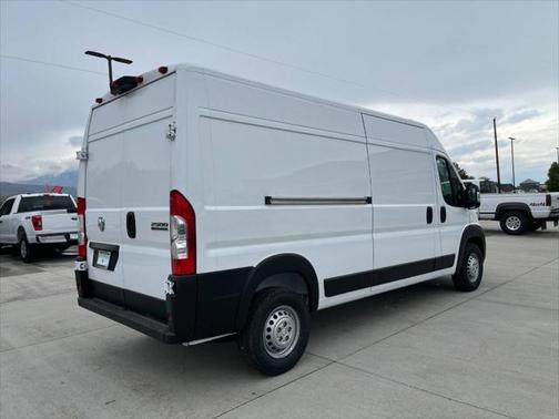 2025 RAM ProMaster 2500 Tradesman
