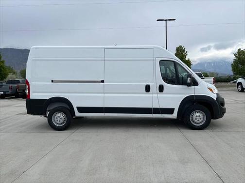 2025 RAM ProMaster 2500 Tradesman