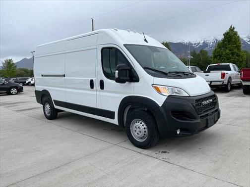 2025 RAM ProMaster 2500 Tradesman