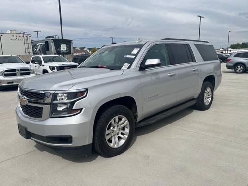 2017 Chevrolet Suburban LS