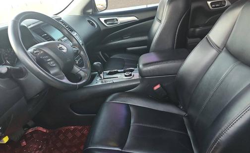 2019 Nissan Pathfinder SL