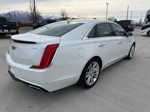 2018 Cadillac XTS Luxury