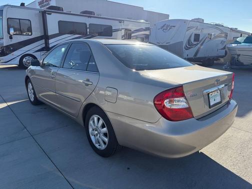 2004 Toyota Camry XLE V6