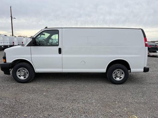 2022 Chevrolet Express 3500 RWD 3500 Regular Wheelbase WT