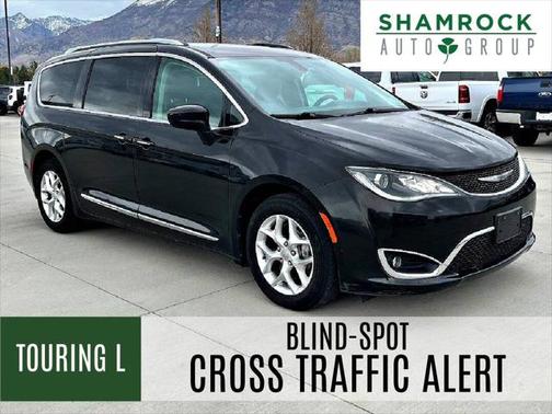 2020 Chrysler Pacifica Touring L
