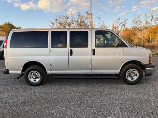 2020 Chevrolet Express 3500 RWD 3500 Regular Wheelbase LT