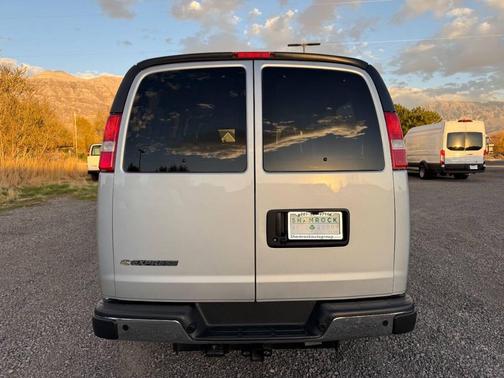 2020 Chevrolet Express 3500 RWD 3500 Regular Wheelbase LT