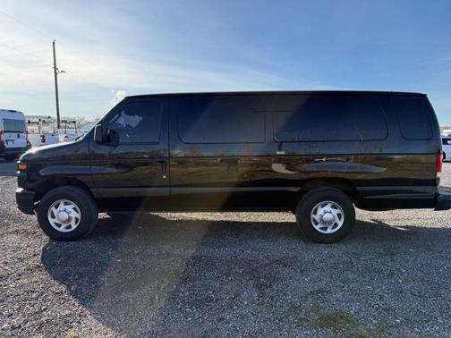 2014 Ford E350 Super Duty XL