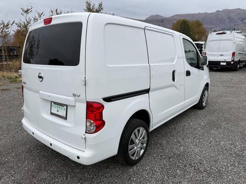 2021 Nissan NV200 SV