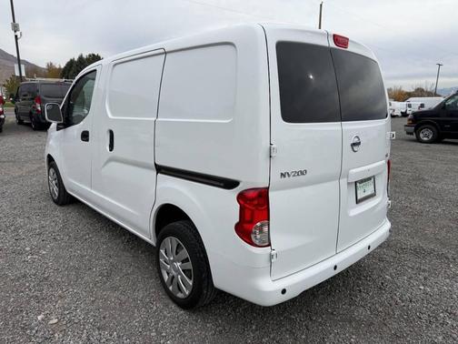 2021 Nissan NV200 SV