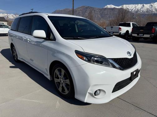 2017 Toyota Sienna SE Premium