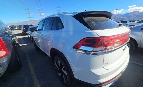 2025 Volkswagen Atlas Cross Sport 2.0T SE w/Technology 4MOTION