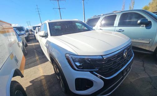 2025 Volkswagen Atlas Cross Sport 2.0T SE w/Technology 4MOTION