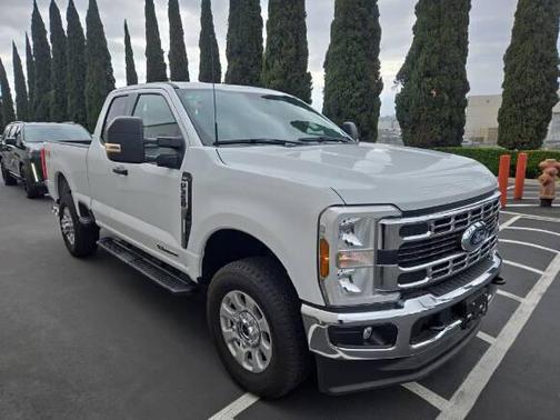2024 Ford F-350 XLT