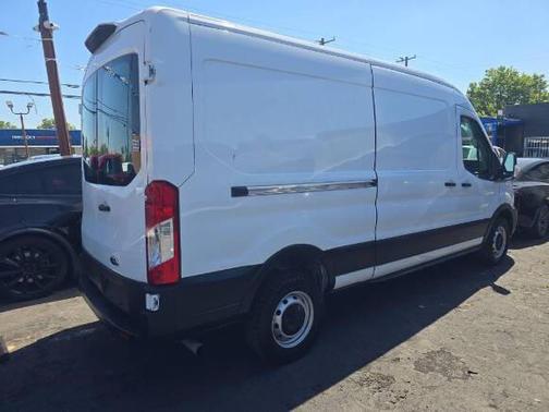 2021 Ford Transit-250 Base