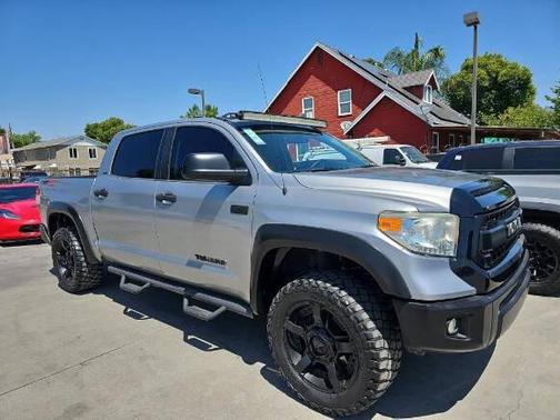 2014 Toyota Tundra SR5